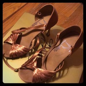 Salsa shoes Dancing